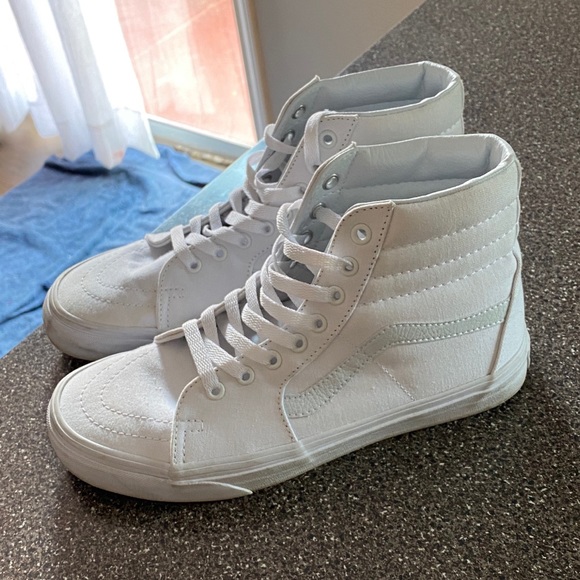 top white shoes